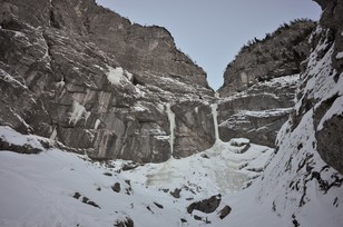 Erste Seillänge mit Säule
