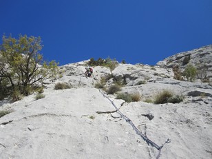 5. Seillänge (6-) 5. Seillänge (6-)