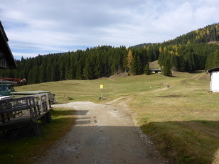 Beginn des Weges 740