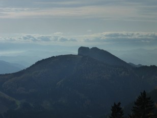 Blick auf die rote Wand