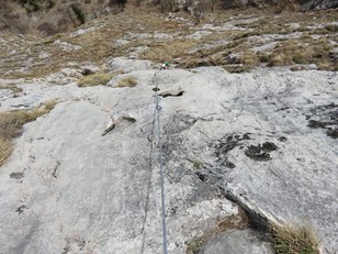 Fünfte Seillänge Henkelwand in perfektem Fels