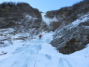 Leichte Einstiegsseillänge Leichte Einstiegsseillänge