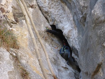 2. Seillänge Einstieg in die Höhle