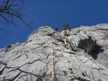 6. Seillänge schöner Pfeiler in perfektem Fels